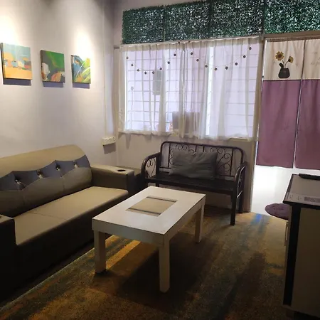 Lunas Diy Homestay Exterior photo